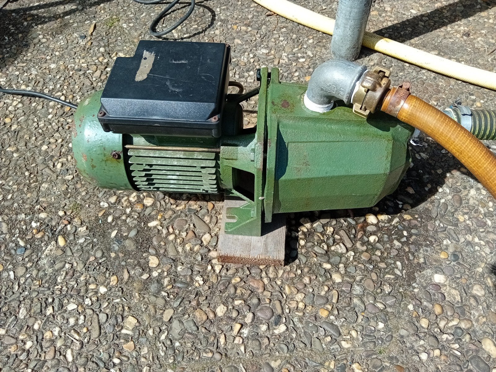 Tuinpomp 1pk 3,2 kub 230volt Beregeningspomp Waterpomp, Ophalen, Zo goed als nieuw, Elektrisch, Beregeningspomp