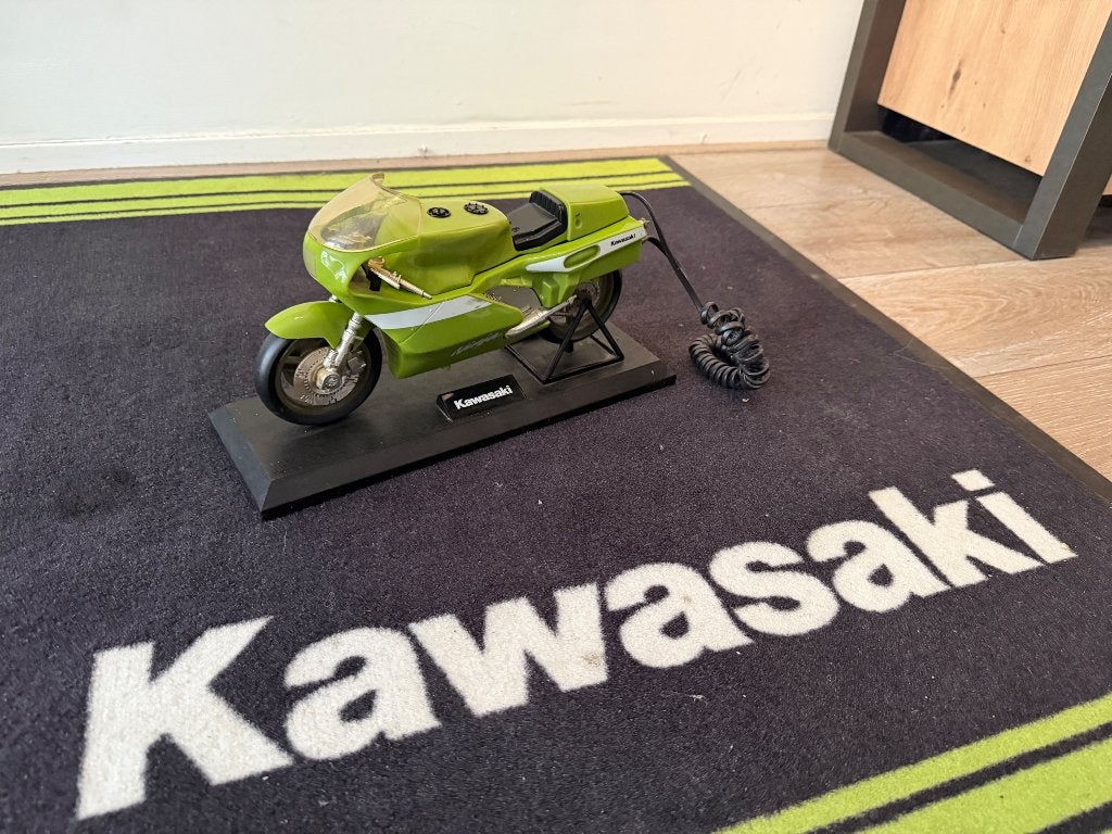 Collectieve kawa telefoon oud, Ophalen, Audio en Video