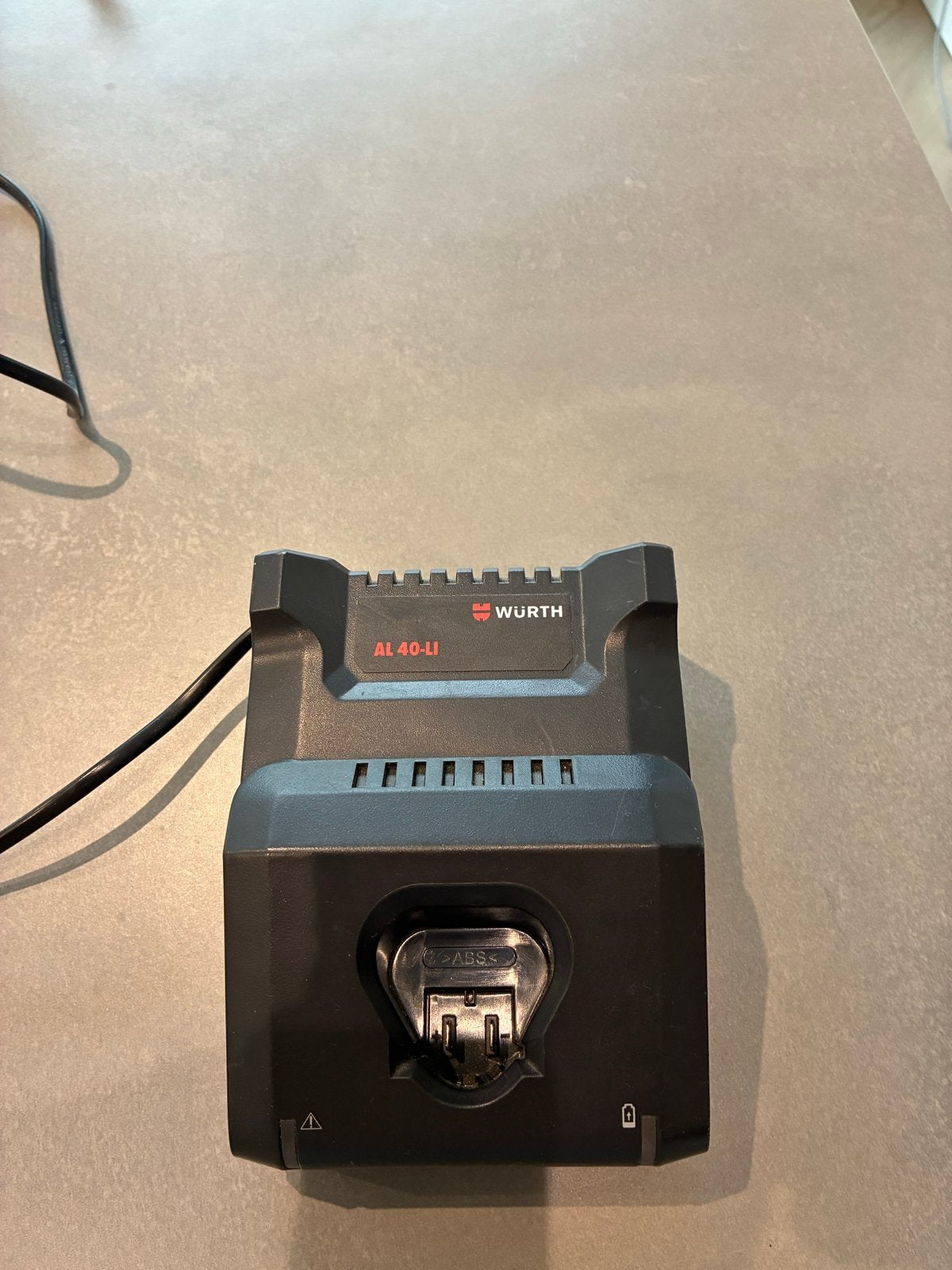Wurth Acculader AL 40-li, Verzenden, Gebruikt, Minder dan 400 watt, Overige typen