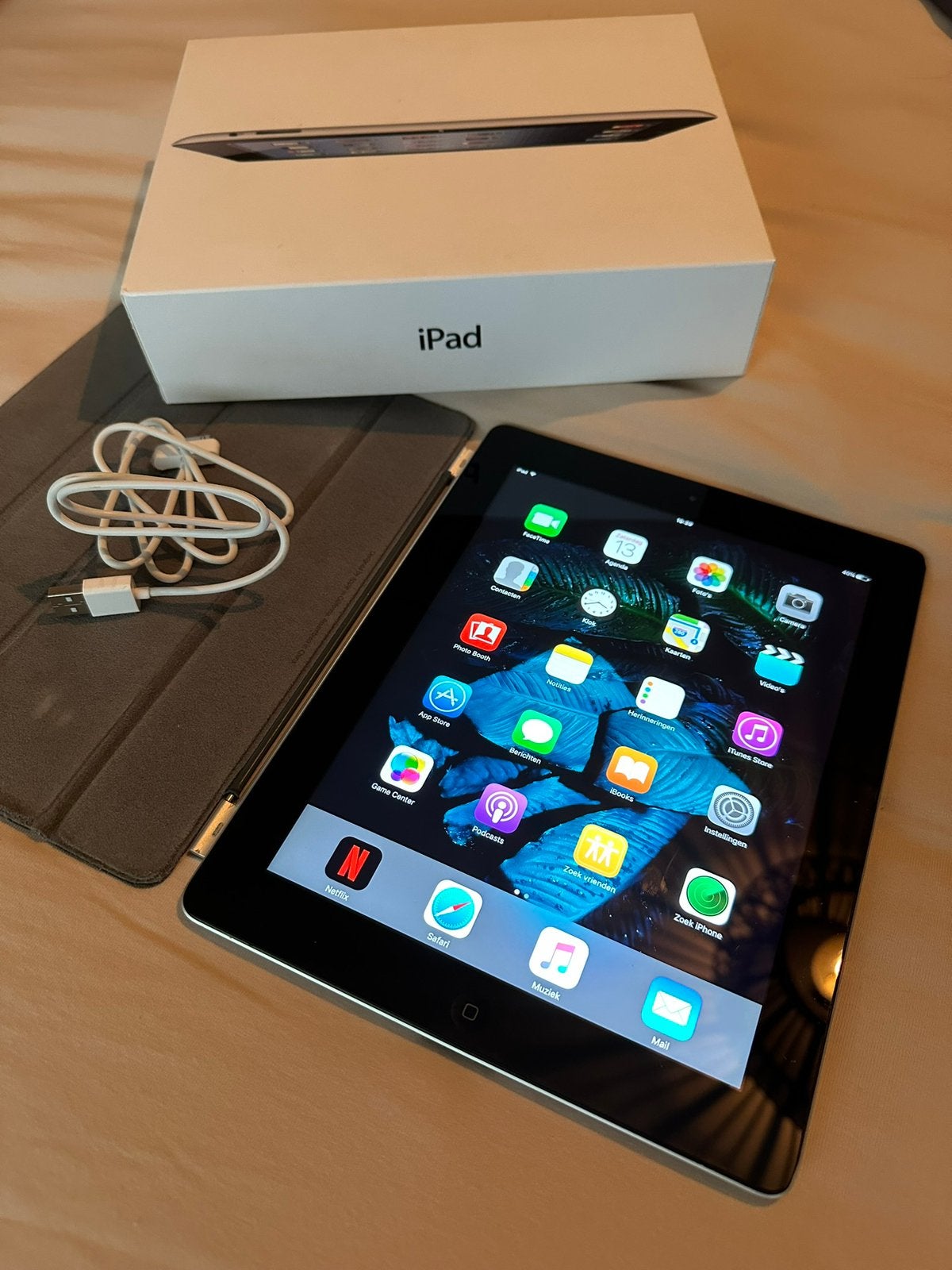Apple iPad Wi-Fi 16GB Zwart (Model A1416), 10 inch, Gebruikt, Apple iPad, Ophalen of Verzenden