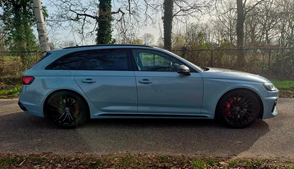 Audi A4 Avant 2.9 TFSI RS 4 quattro panodak . Head up, Auto's, Automaat, Leder, 450 pk, Verwarming stoelen achter