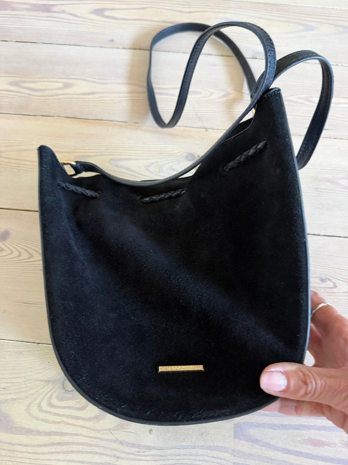Rebecca Minkoff zwarte suède schoudertas, nieuw!, Sieraden, Tassen en Uiterlijk, Tassen | Damestassen, Ophalen of Verzenden, Nieuw