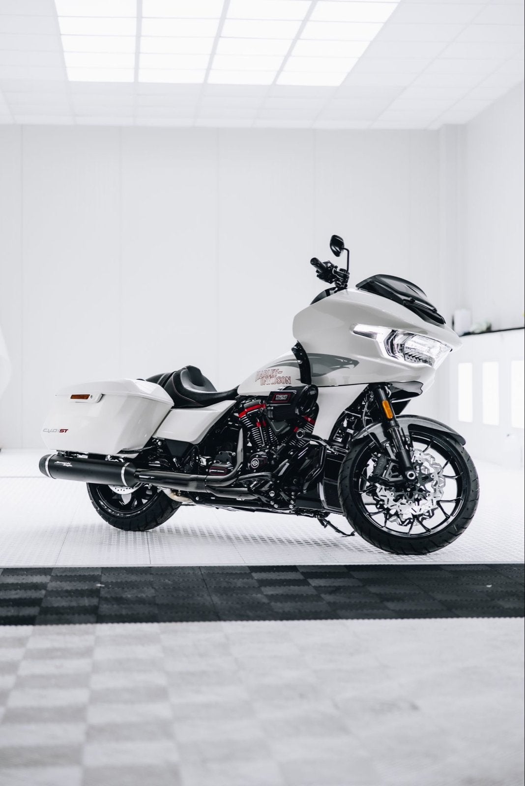Harley-Davidson Road Glide CVO ST - Krachtige Toermotor, 2 cilinders, Occasion, Motorrijbewijs A, Particulier