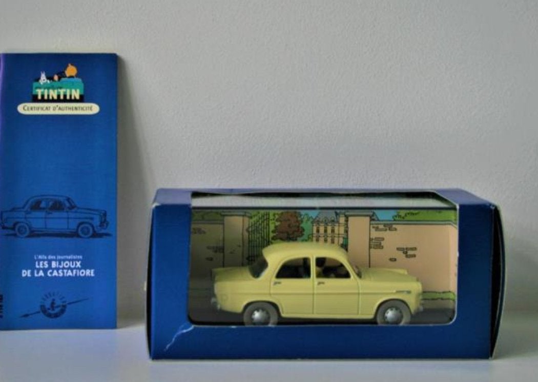 Kuifje auto 1:43 de alfa giulietta uit juwelen B castafiore, Verzamelen, Stripfiguren, Ophalen of Verzenden, Kuifje, Zo goed als nieuw