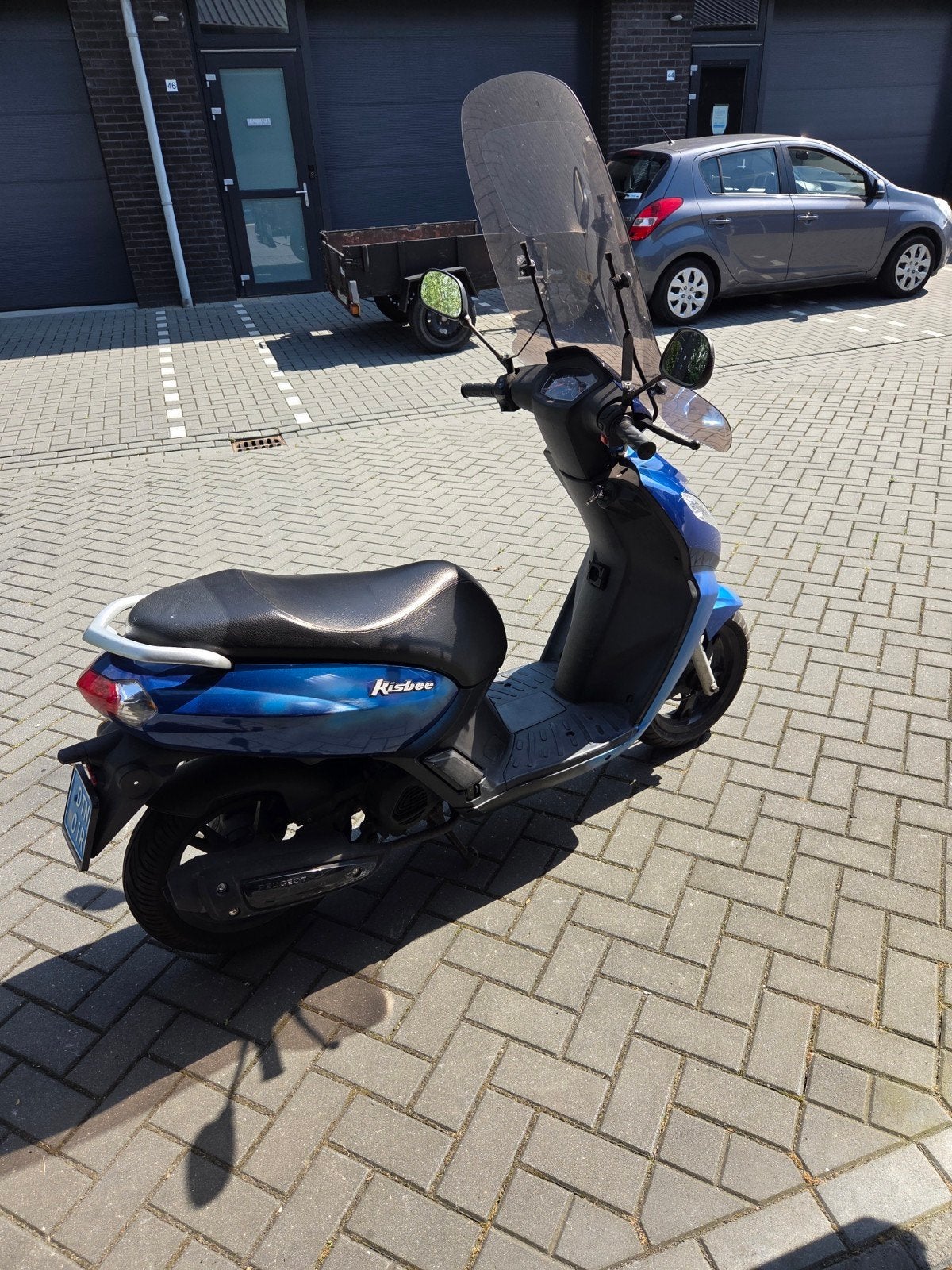 TE KOOP MOOIE KISBEE SCOOTER MET Blauw Kenteken, Ophalen, Gebruikt, Overige modellen, Benzine