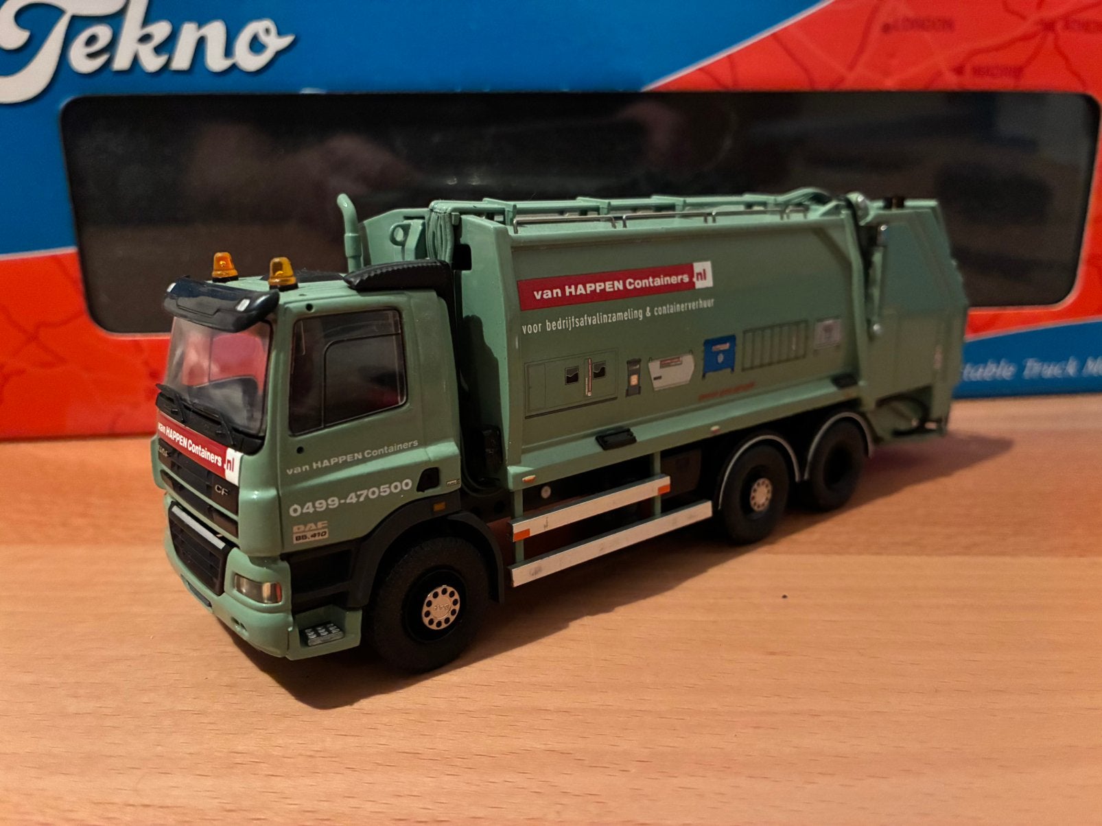 Tekno DAF CF vuilniswagen van Happen, Hobby en Vrije tijd, Ophalen of Verzenden, Zo goed als nieuw, Bus of Vrachtwagen, Tekno