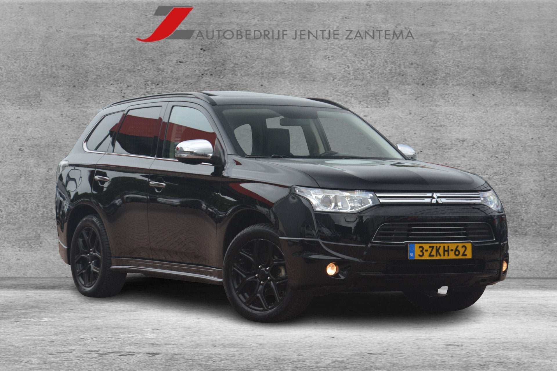Mitsubishi Outlander 2.0 PHEV Instyle+ | Navigatie | Schuifk, Auto's, Automaat, Zwart, 4 cilinders, Zwart