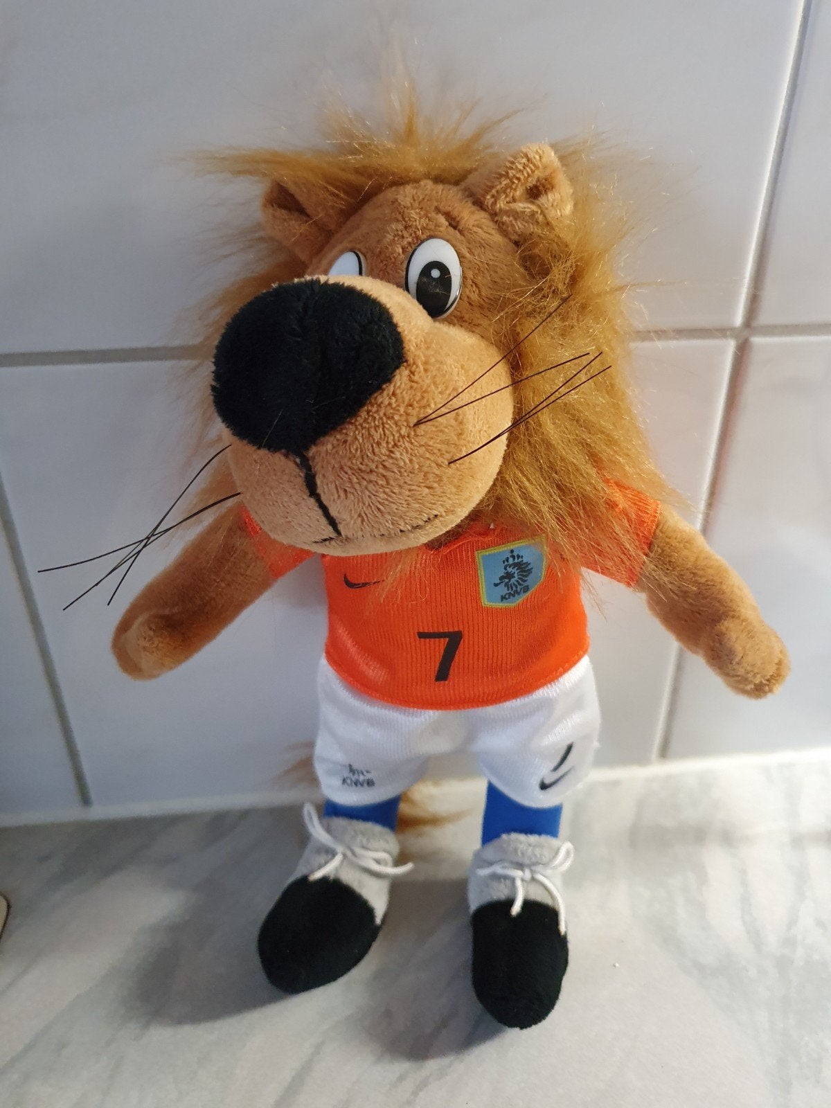 Voetbal knuffel, KNVB leeuw.  Nr 7, 30 cm, Ophalen of Verzenden, Zo goed als nieuw, Overige binnenlandse clubs, Beeldje of Poppetje