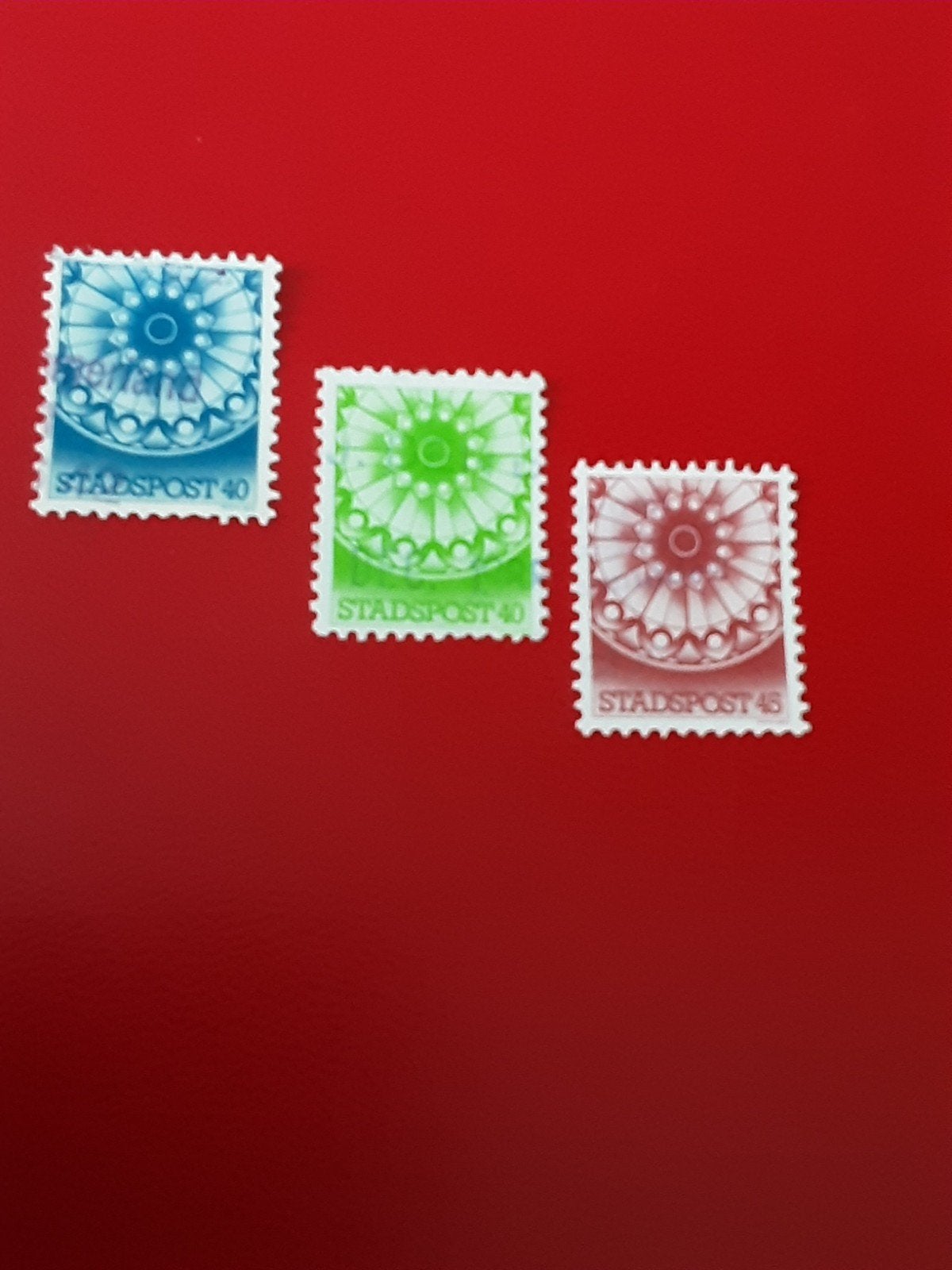 Stads en streekpost.  Rozet Combi. Blauw-Groen- Rood ( gest), Ophalen of Verzenden, Vóór koninkrijk, Euro's
