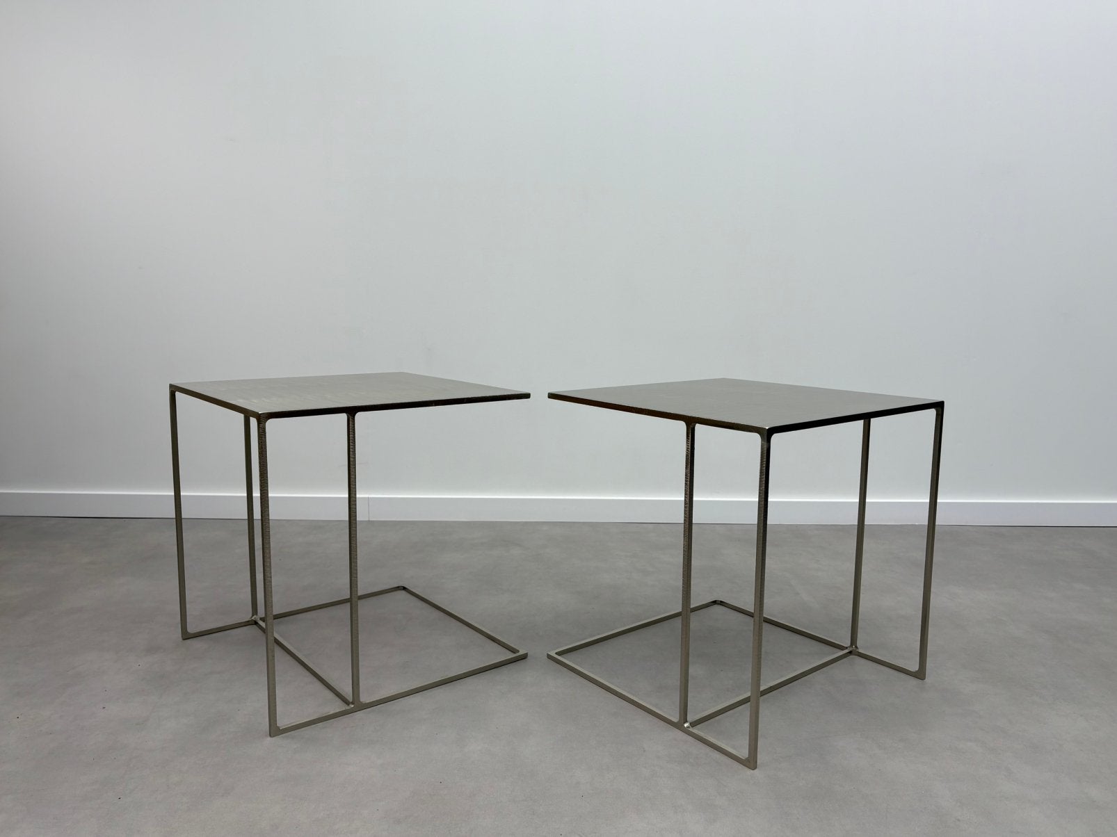 2x Originele Minotti Leger bijzettafels Rodolfo Dordoni 90’