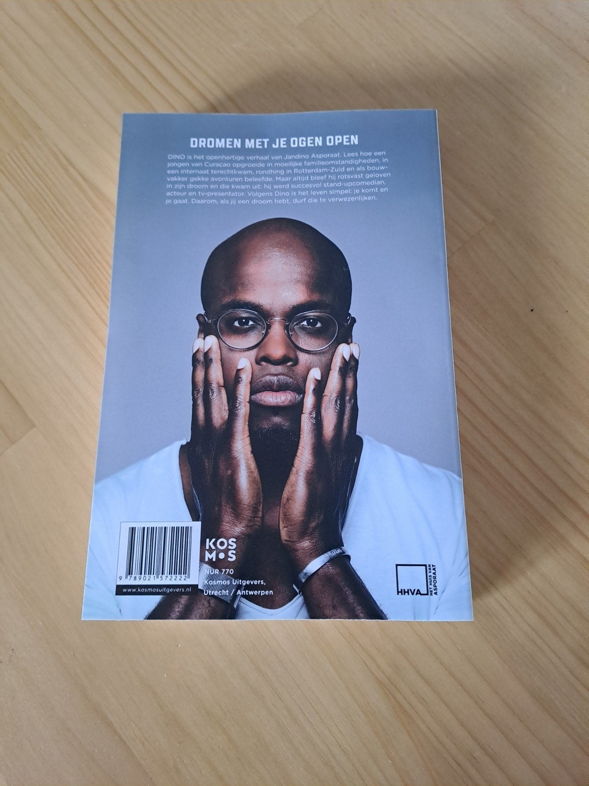 Dino - Jandino Asporaat (gesigneerd), Boeken, Ophalen of Verzenden, Nieuw, Jandino Asporaat, Overige