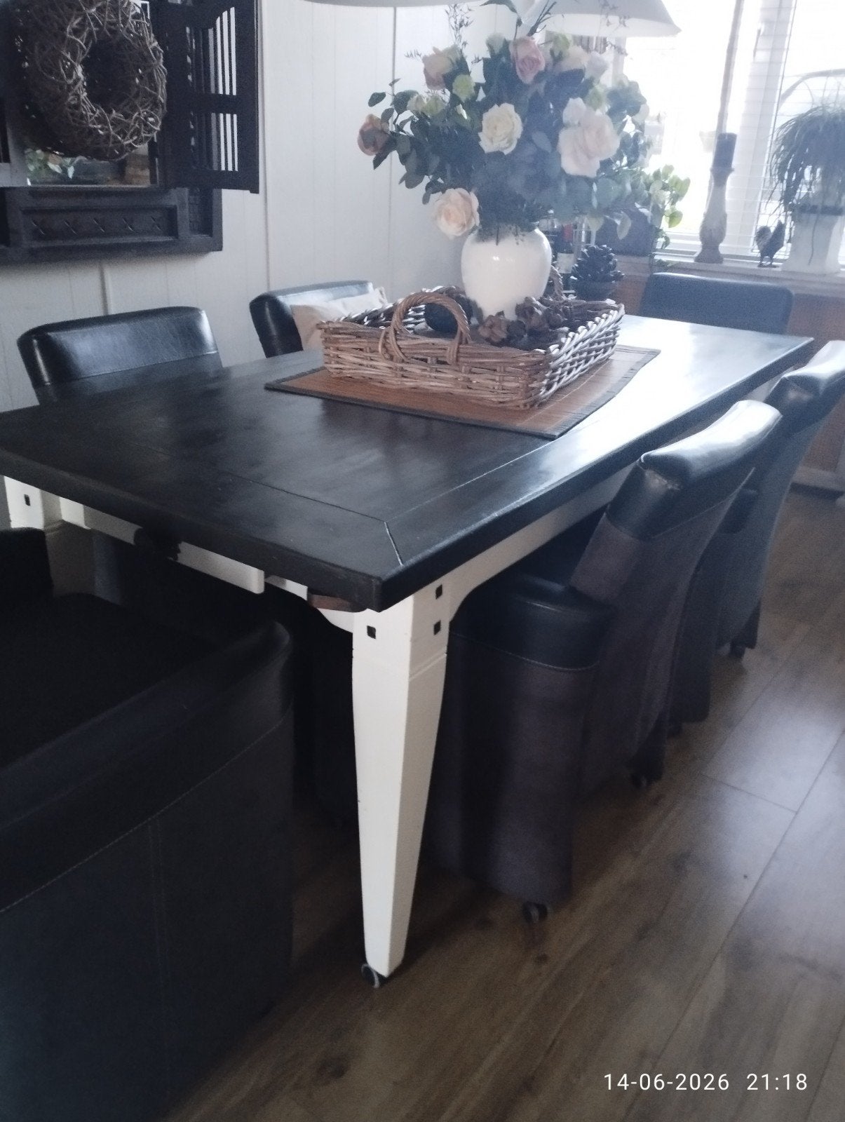 Bod gevraagd !  Eettafel  En /of 6 stoelen!, Ophalen