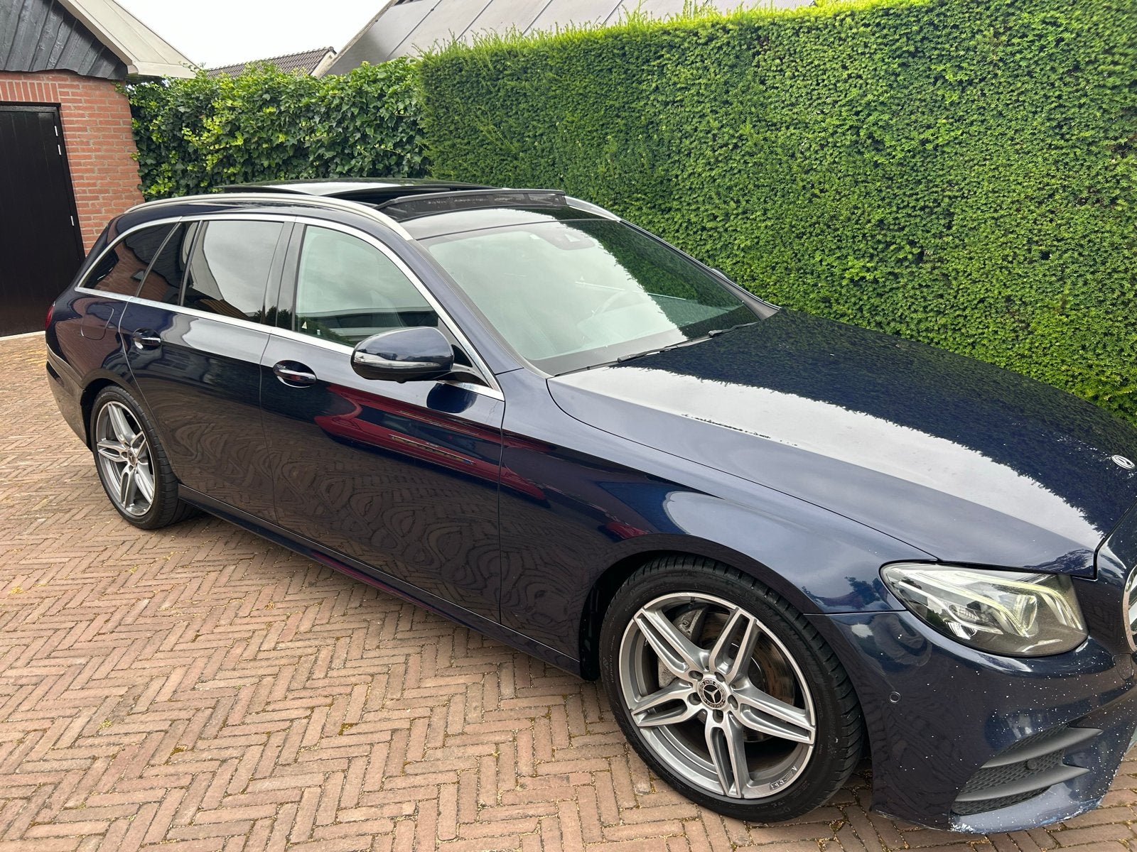 Mercedes-Benz E-Klasse E220 d 194pk 9G-TRONIC 2018 Blauw, Auto's, Mercedes-Benz, Automaat, Achterwielaandrijving, Blauw, Alcantara