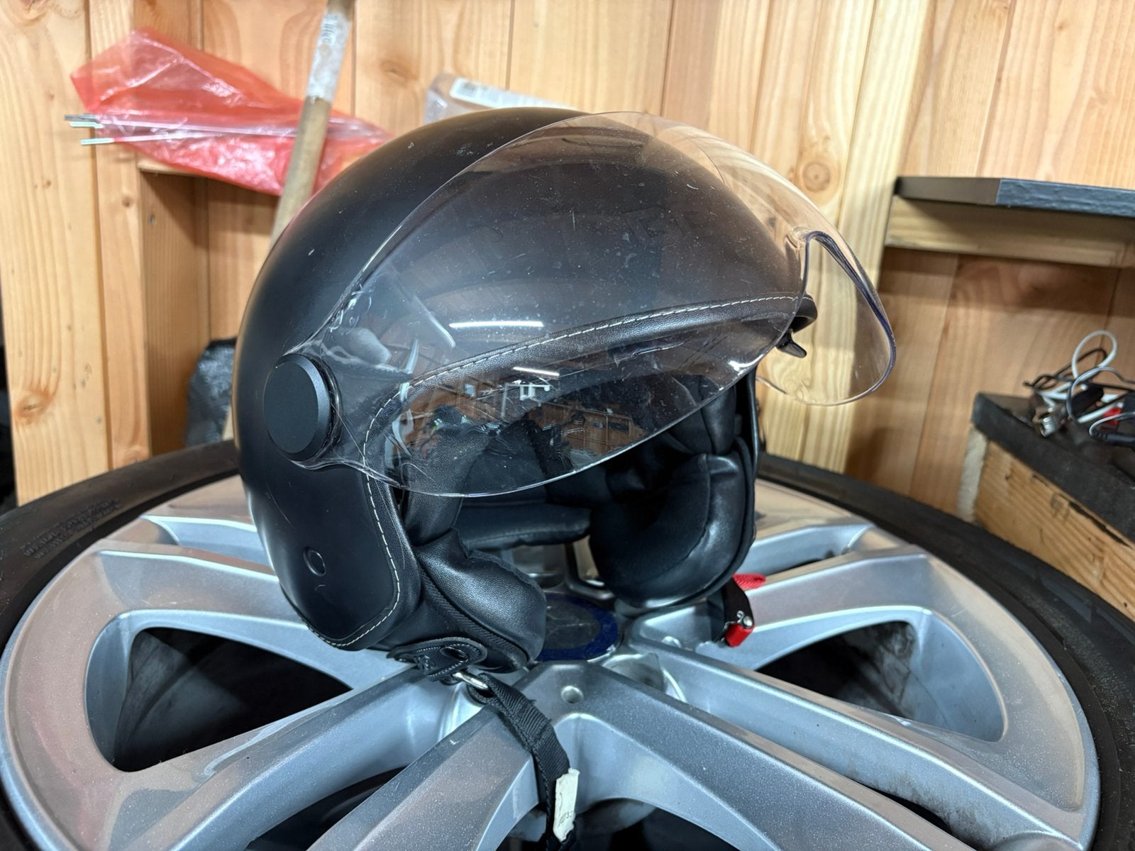 Scooterhelm Beon maat L, Ophalen, Zo goed als nieuw