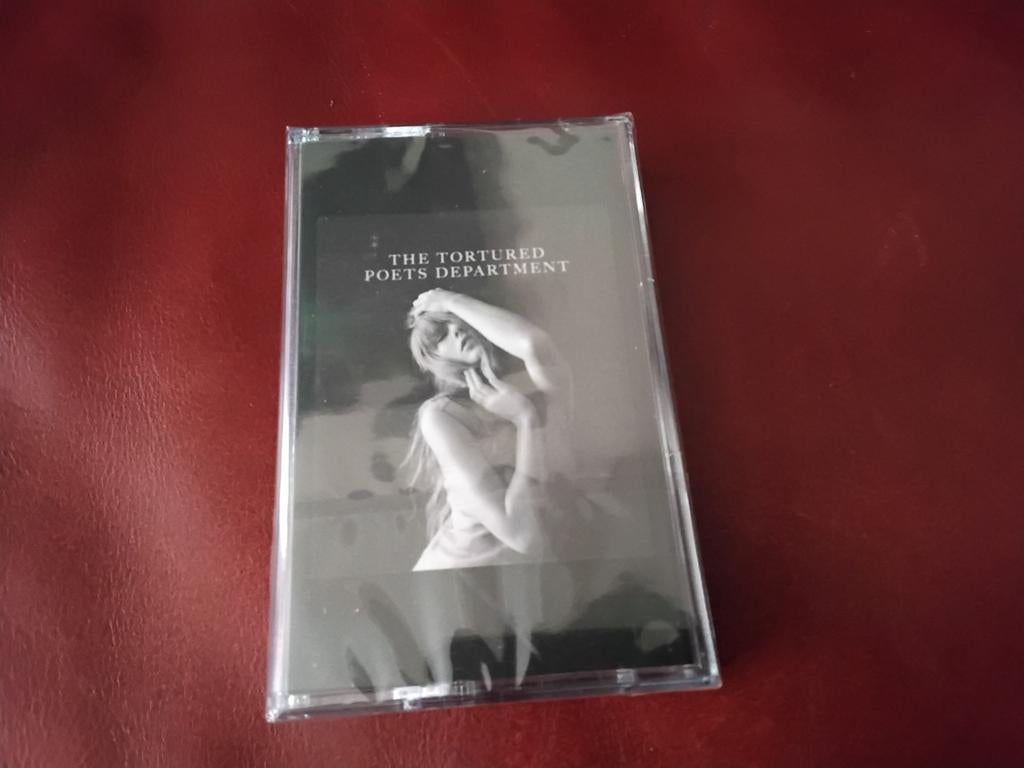 Taylor Swift- The Tortured Poets..( The Black Dog), Cd's en Dvd's, 1 bandje, Dance, Ophalen of Verzenden, Origineel