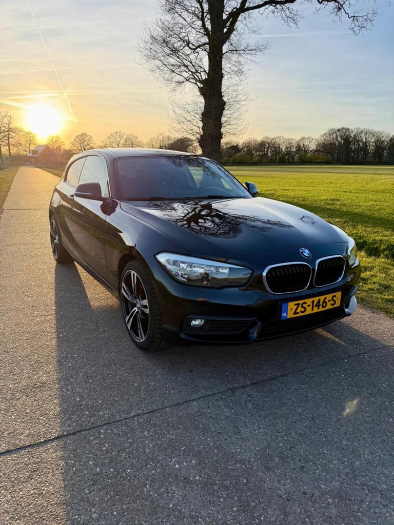 BMW 1-Serie 118i LCI 2016 | M-Sport | Coating | nieuwe APK, Auto's, 1-Serie, Zwart, 19 km/l, Particulier