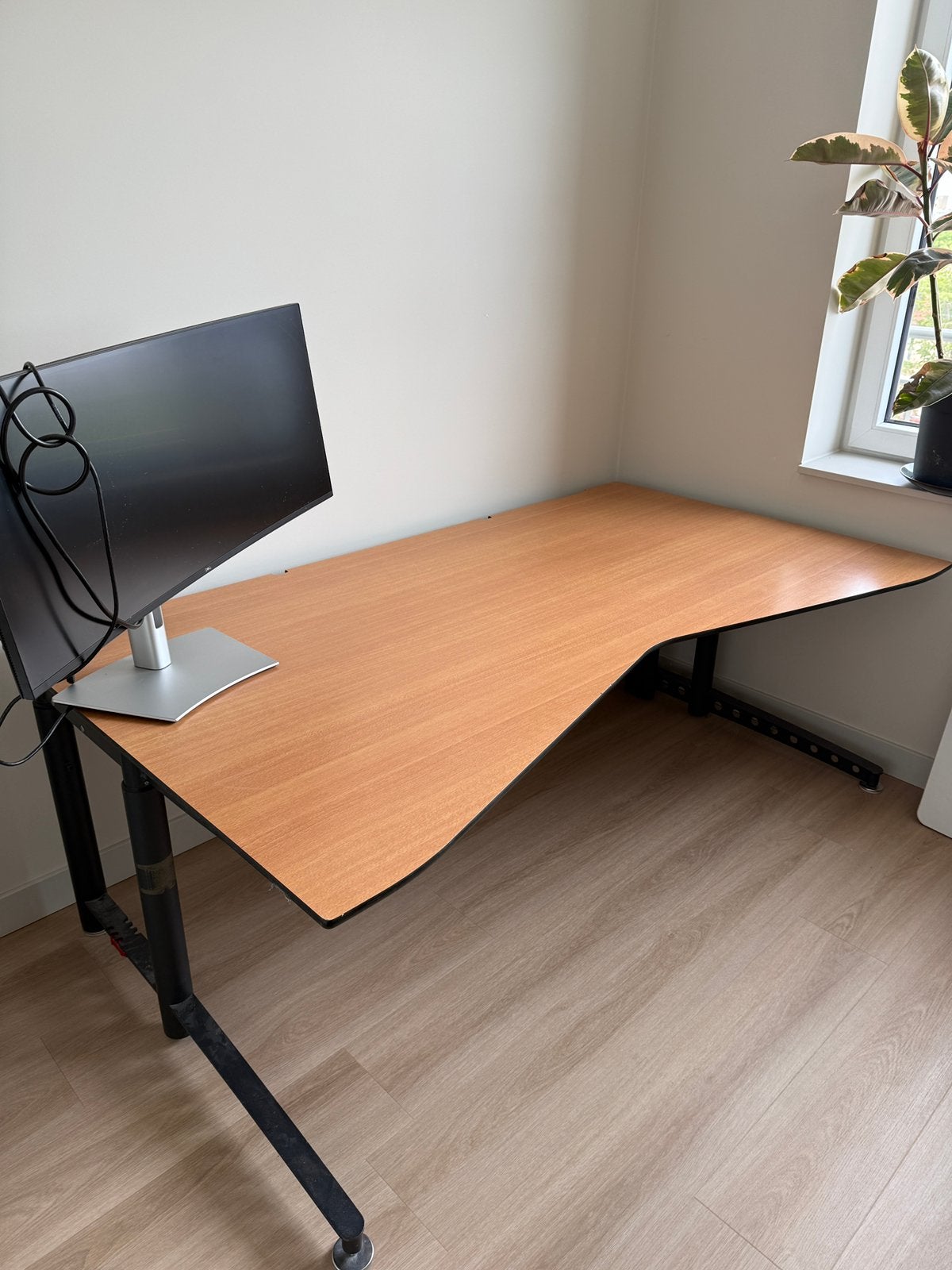 GRAHL verstelbaar in hoogte bureau 100 cm (breed) 180 (lang), Huis en Inrichting, Bureaus, Ophalen of Verzenden, Zo goed als nieuw
