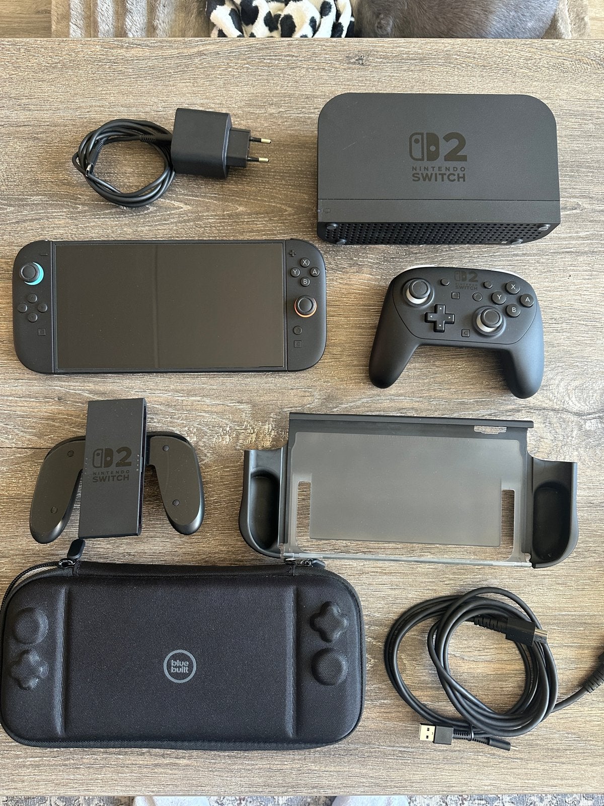 Nintendo Switch 2 + Pro Controller + Hoes, Ophalen, Zo goed als nieuw, Met 1 controller, Switch Original