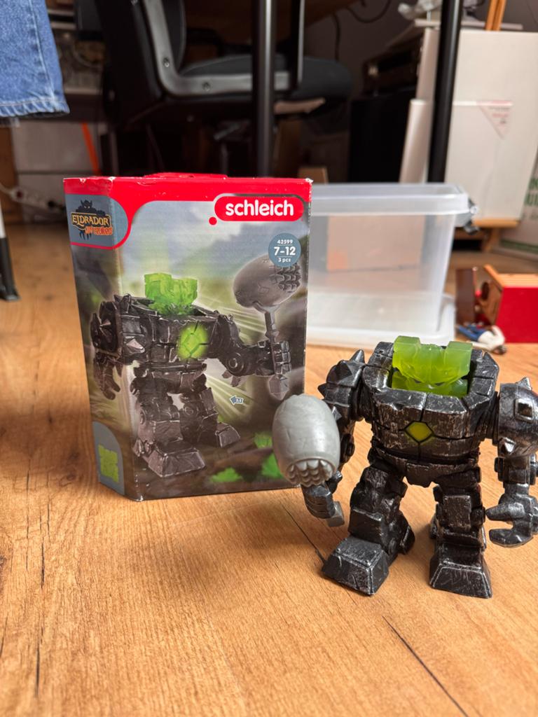 Schleich Eldrador Creatures 42599 Lava Golem compleet, Kinderen en Baby's, Speelgoed | Actiefiguren, Ophalen, Zo goed als nieuw