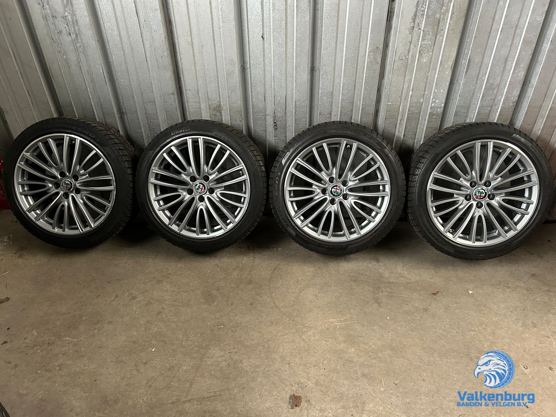 5-6mm! Originele Alfa Romeo Giulia QV 18 inch antraciete vel, 18 inch, Gebruikt, -, -