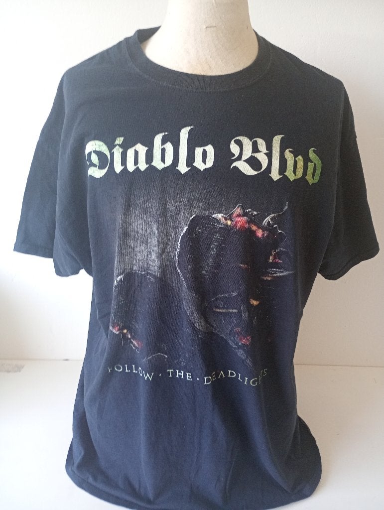 Diablo Blvd Band Shirt XL - Follow The Deadlights, Kleding | Heren, T-shirts, Verzenden, Zwart, Maat 56/58 (XL), Gedragen
