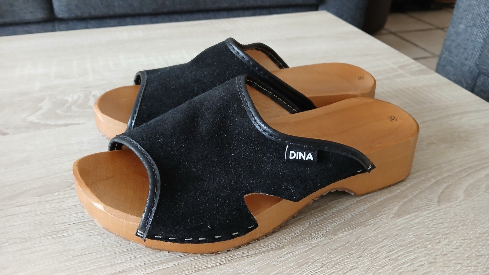 Dina sandalen  zgn maat 38, Zwart, Overige typen, Ophalen of Verzenden, Zo goed als nieuw
