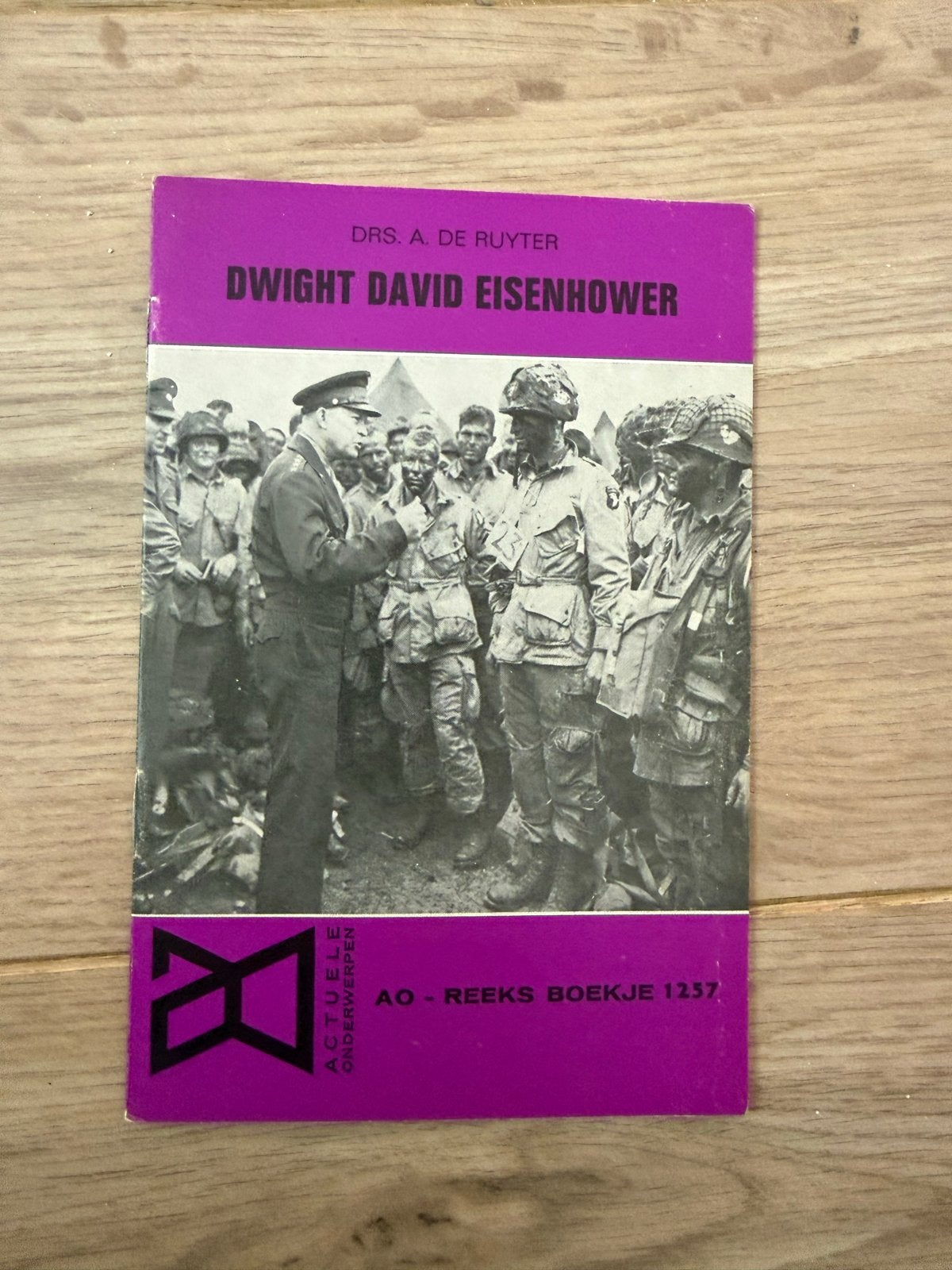 Dwight David Eisenhower - Drs. A. de Ruyter (1969), Ophalen of Verzenden, Gelezen, Politiek
