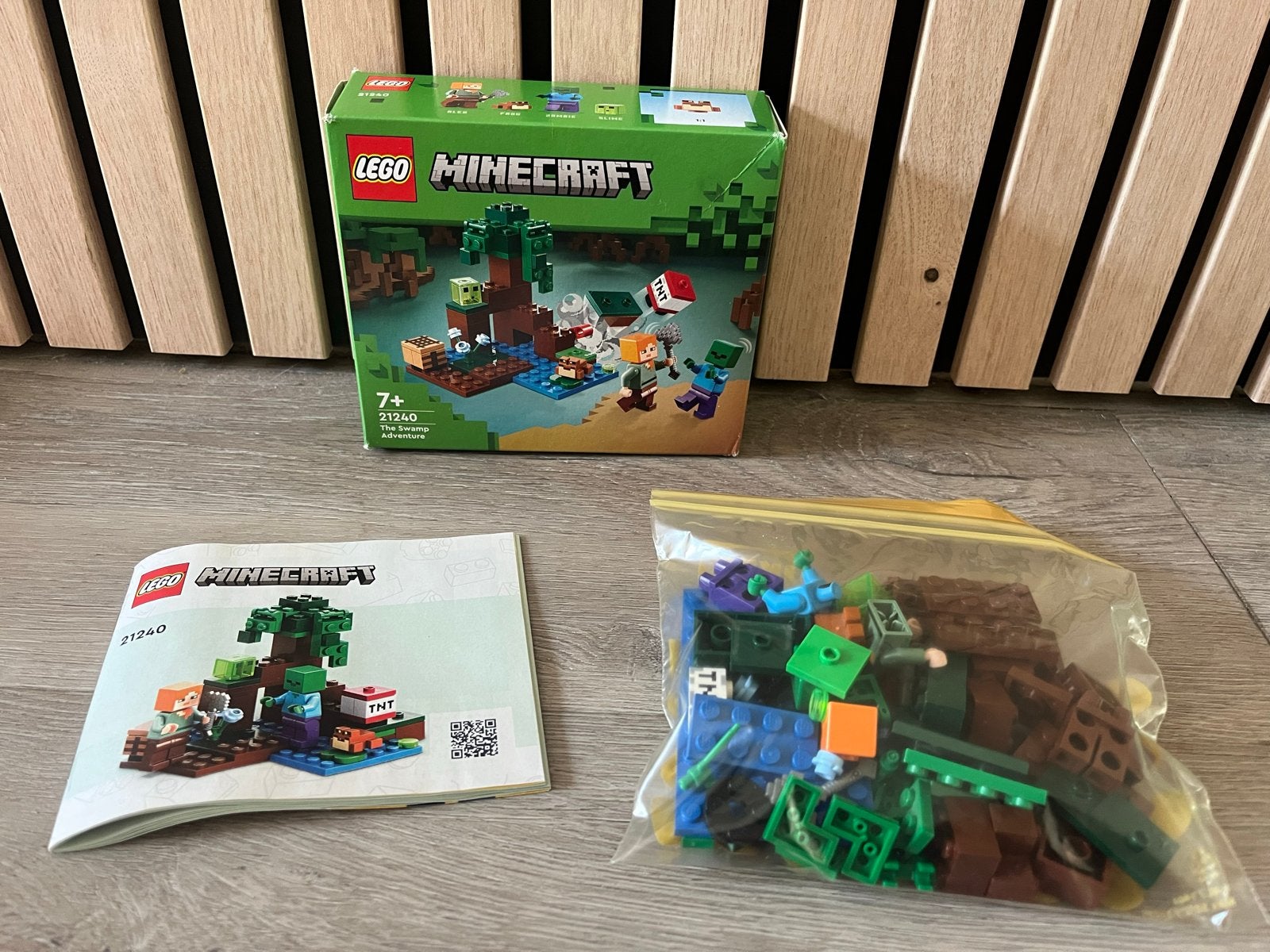 Lego Minecraft 21240 The Swamp Adventure - Compleet, Minecraft, Lego, Ophalen of Verzenden, Zo goed als nieuw