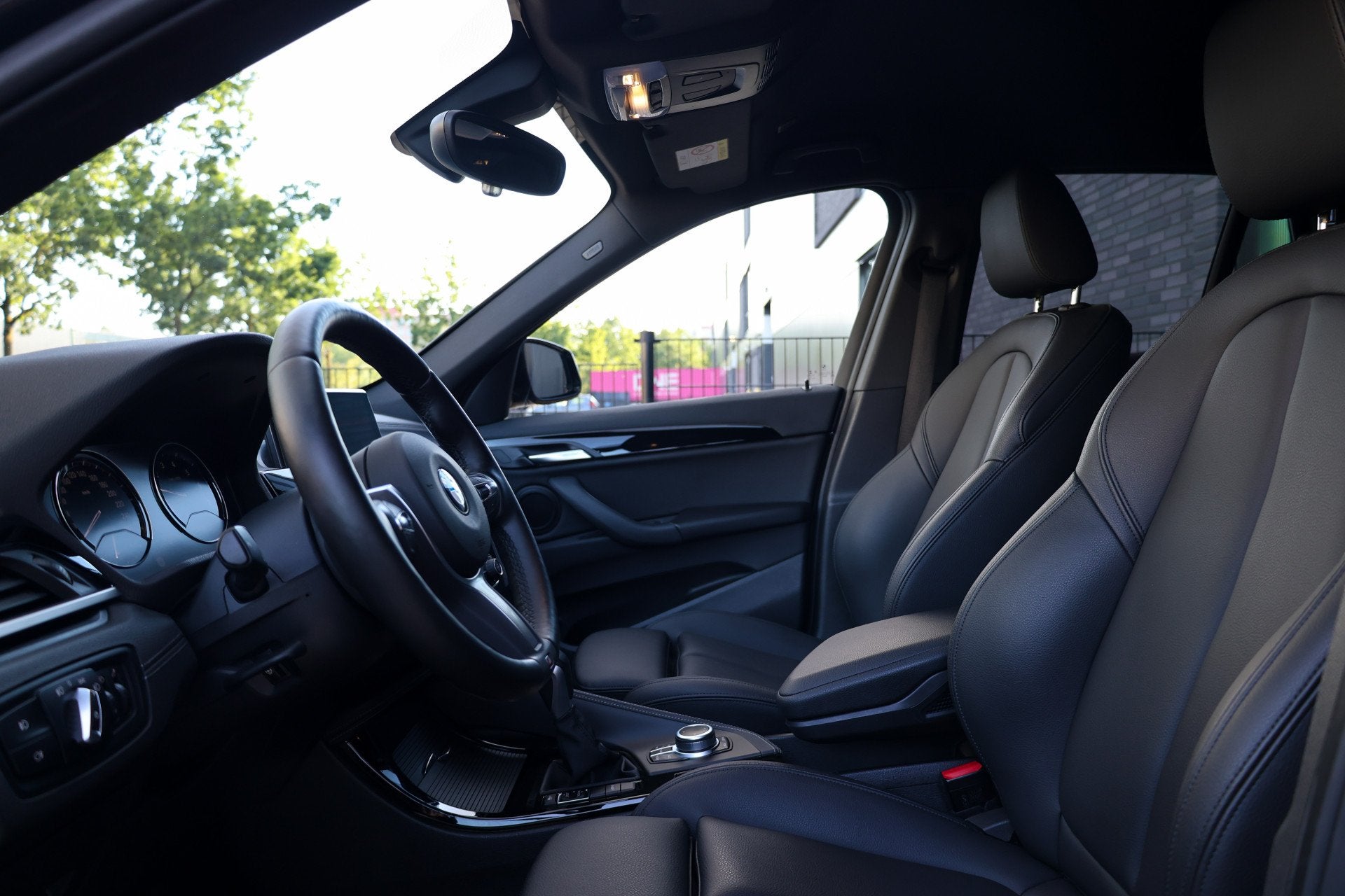 Foto 20 van BMW X1 xDrive25e eDrive Edition | M-SPORT | LEDER | LED | ST