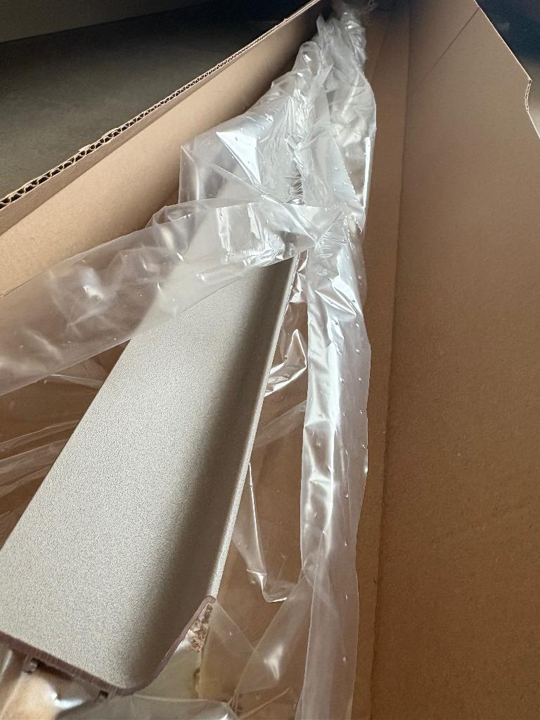 Losse L greeplijst met ledverlichting in machiatto, Ophalen, Bruin, Nieuw, 200 cm of meer