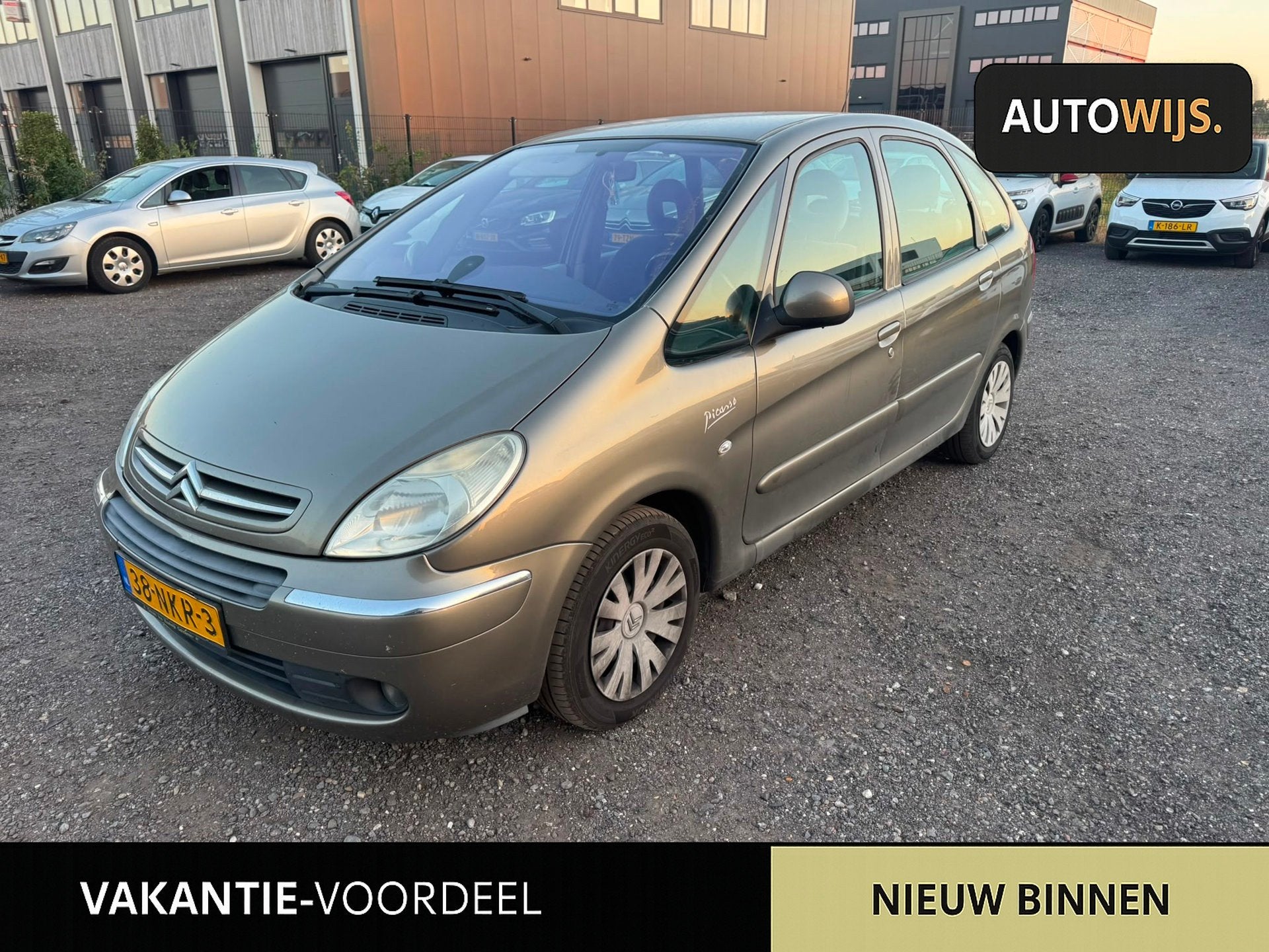 Citroen Xsara Picasso 1.6i-16V Image|NL AUTO|116DKM|NWE APK|, Auto's, Citroën, Voorwielaandrijving, Stof, Zwart, 4 cilinders