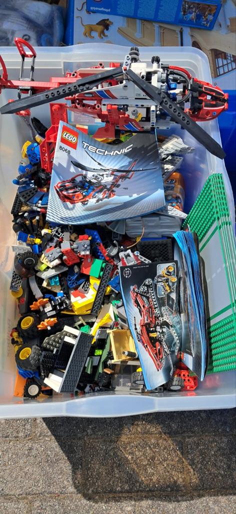 10 kg LEGO met helicopters en diverse voertuigen, Gebruikt, Overige thema's, Lego, Ophalen of Verzenden