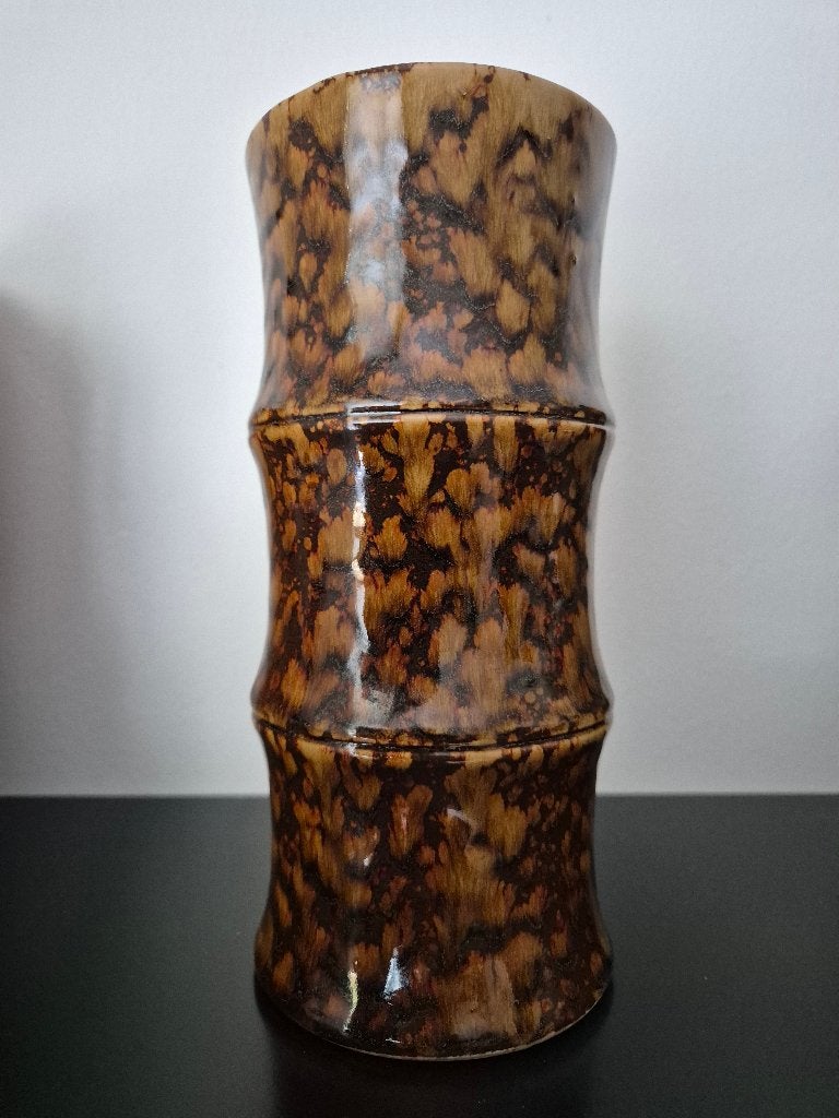 Bruine bamboo vaas, Ophalen