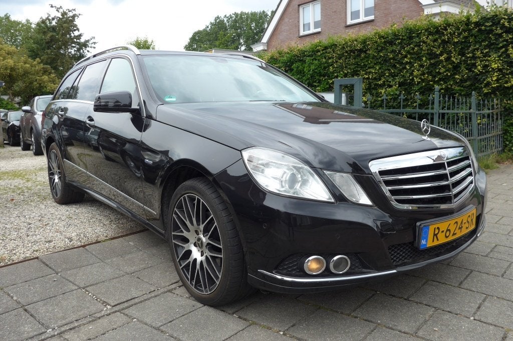 Mercedes-Benz E-Klasse Estate 200 CGI Elegance (bj 2010), Auto's, Euro 5, Achterwielaandrijving, 4 cilinders, 1796 cc