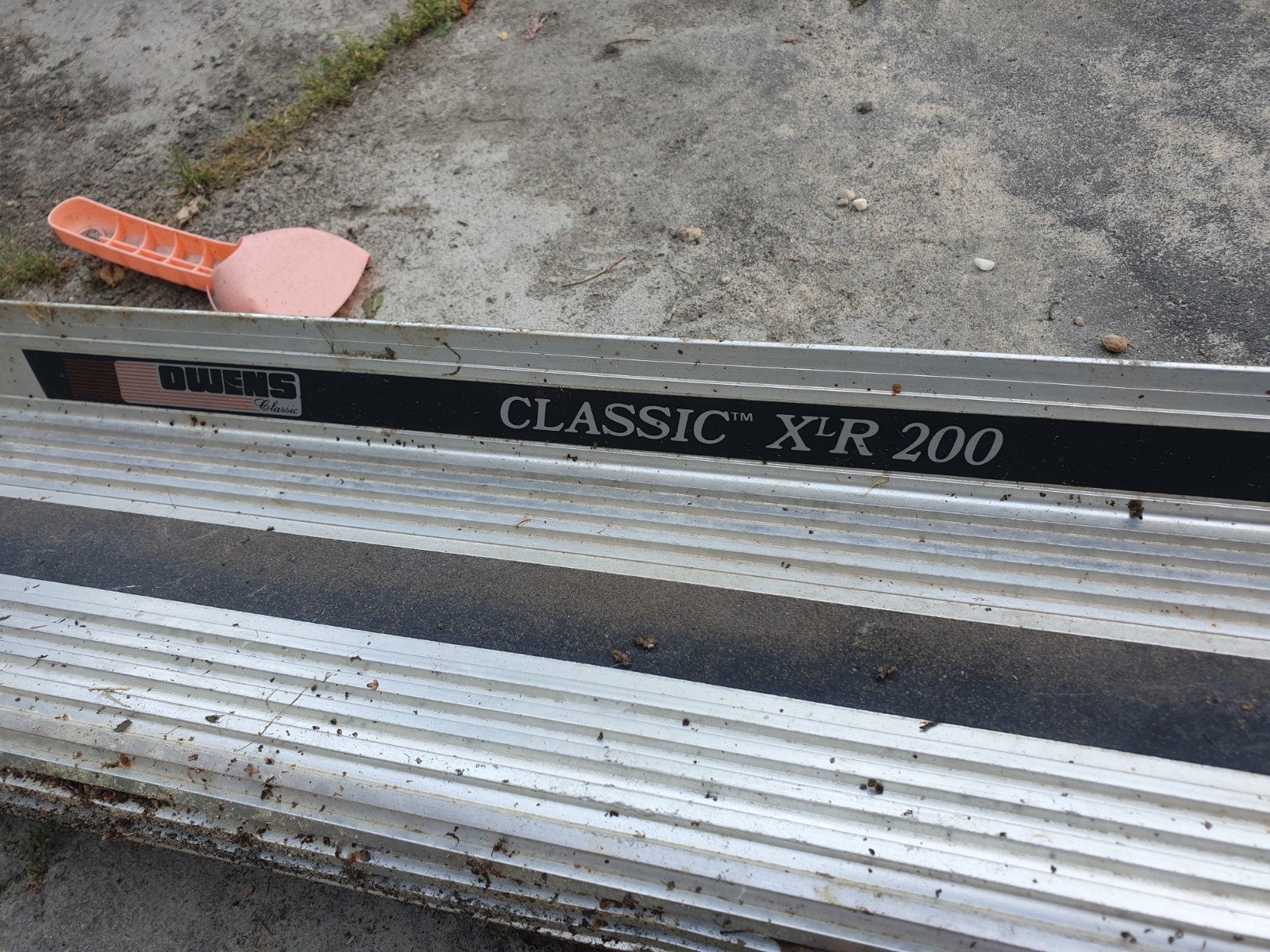Owens Classic Xlr 200 Side Steps Chevrolet Suburban, Ophalen
