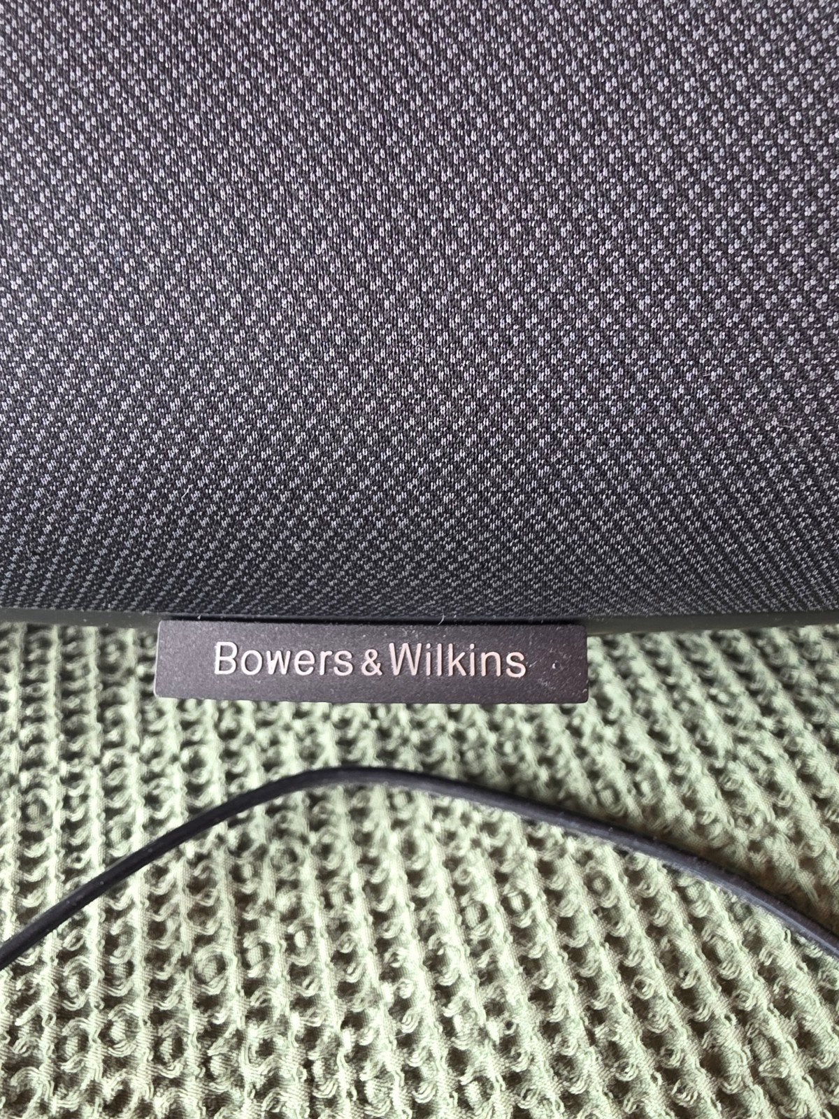 Foto 3 van Bowers & Wilkins Zeppelin Wireless Speaker