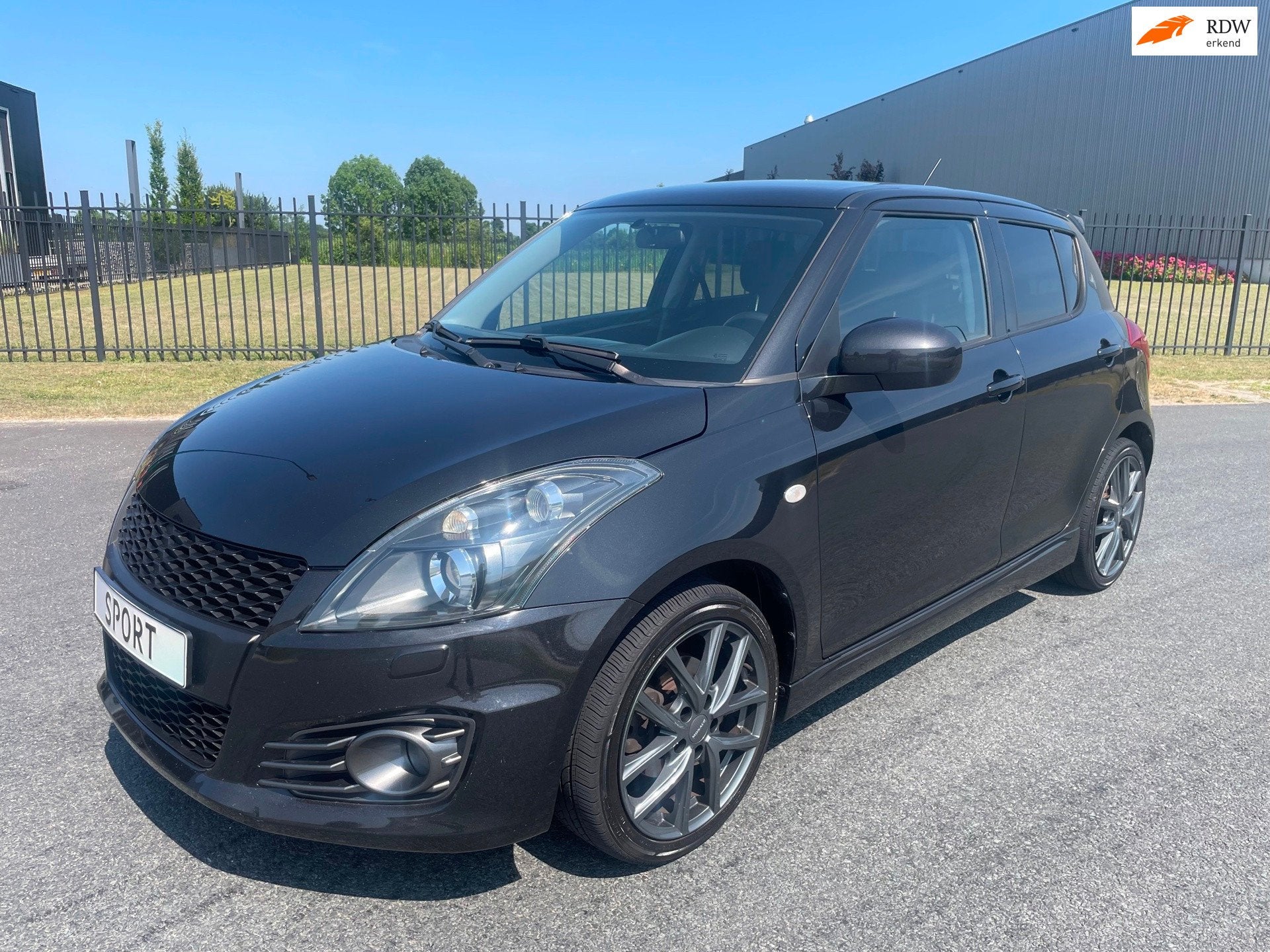 Suzuki Swift 1.6 Sport|Bj 2016|5 drs|Bluetooth|Clima|Cruise|, Voorwielaandrijving, 136 pk, Gebruikt, Zwart
