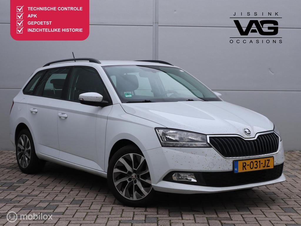 Skoda Fabia 1.0 TSI Trekhaak CarPlay Airco Cruise 16 inch LM, Voorwielaandrijving, Stof, Gebruikt, 95 pk