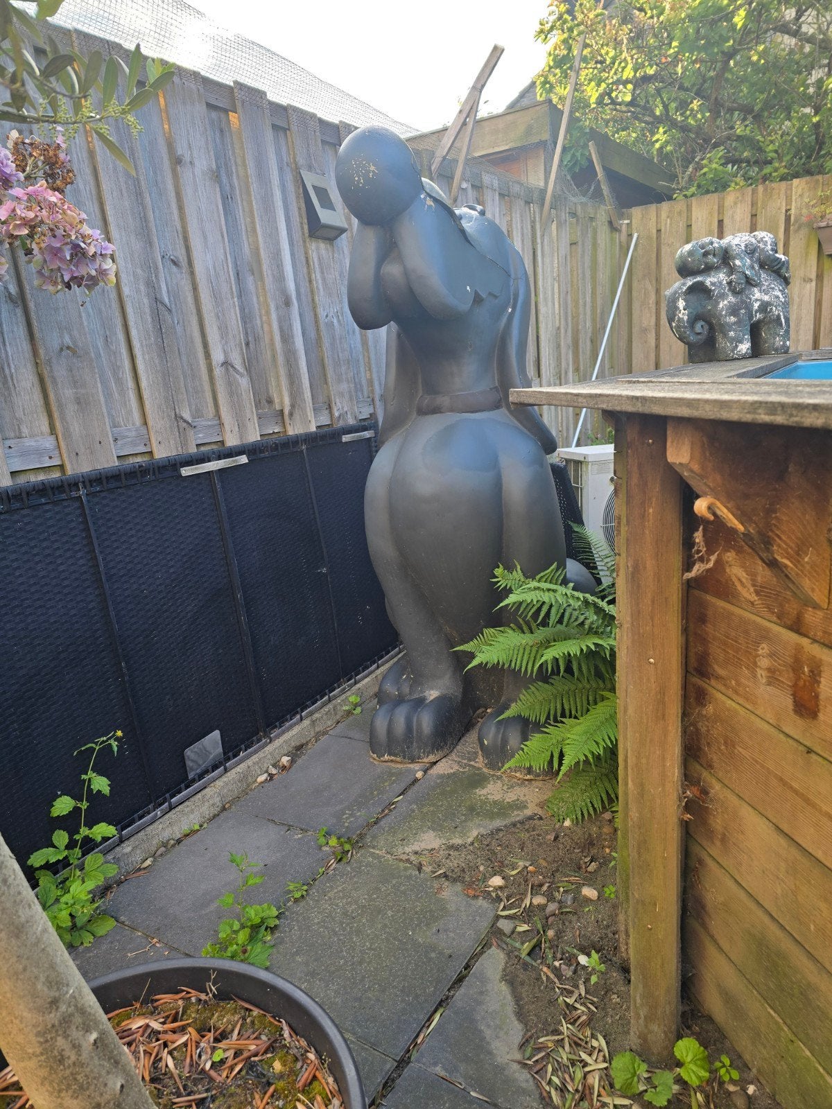 Grote Snoopy sculptuur met schade - 1.75m hoog, Verzamelen, Beelden en Beeldjes, Ophalen, Gebruikt