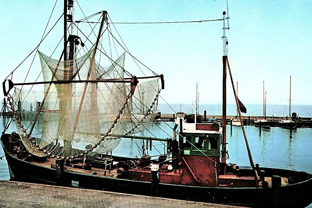 969396	Volendam	Vissersschip	kotter schip	 Niet gelopen, Ophalen of Verzenden, 1960 tot 1980, Ongelopen, Noord-Holland