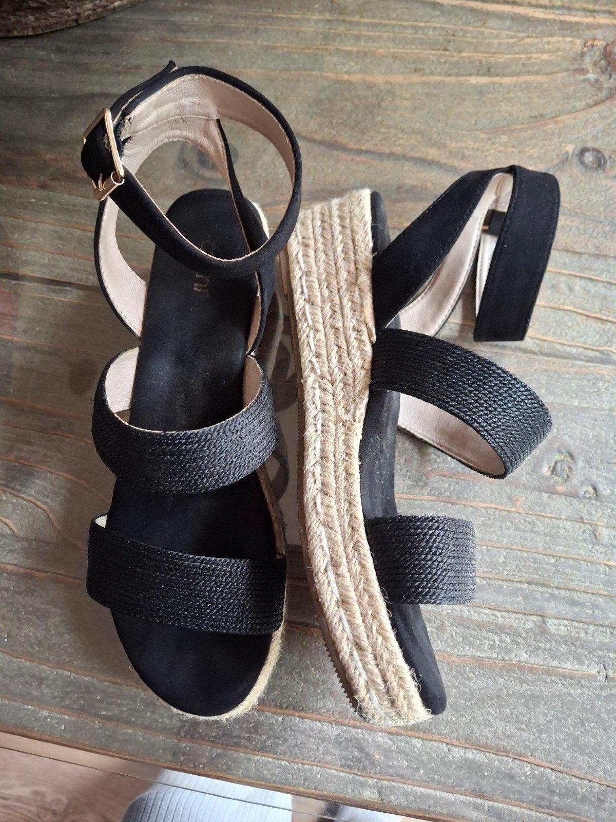 Zwarte espadrille sandalen met sleehak, Ophalen of Verzenden, Zo goed als nieuw, Zwart, Sandalen of Muiltjes