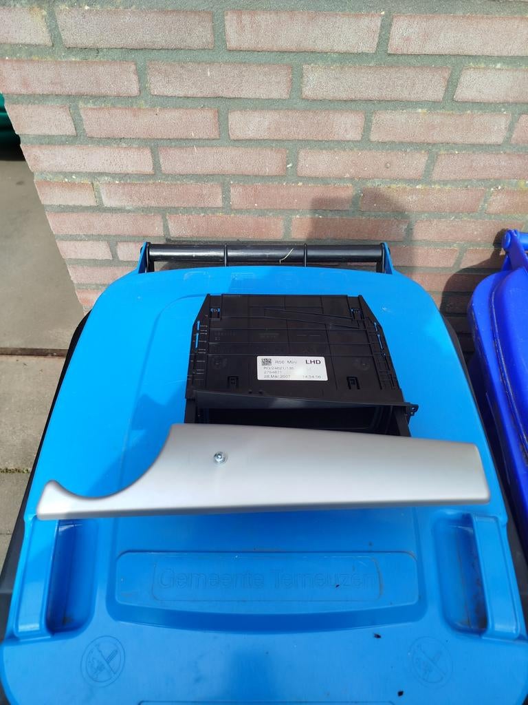 Mini One R56 Dashboardkastje 'Geheim Vak' LHD, Ophalen of Verzenden, Gebruikt, Mini