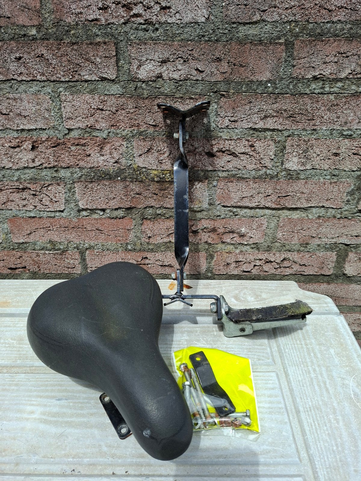Zadel op stang, kinder zadel. Gebruikt, Fietsen en Brommers, Fietsaccessoires | Fietsstoeltjes, Ophalen of Verzenden, Gebruikt