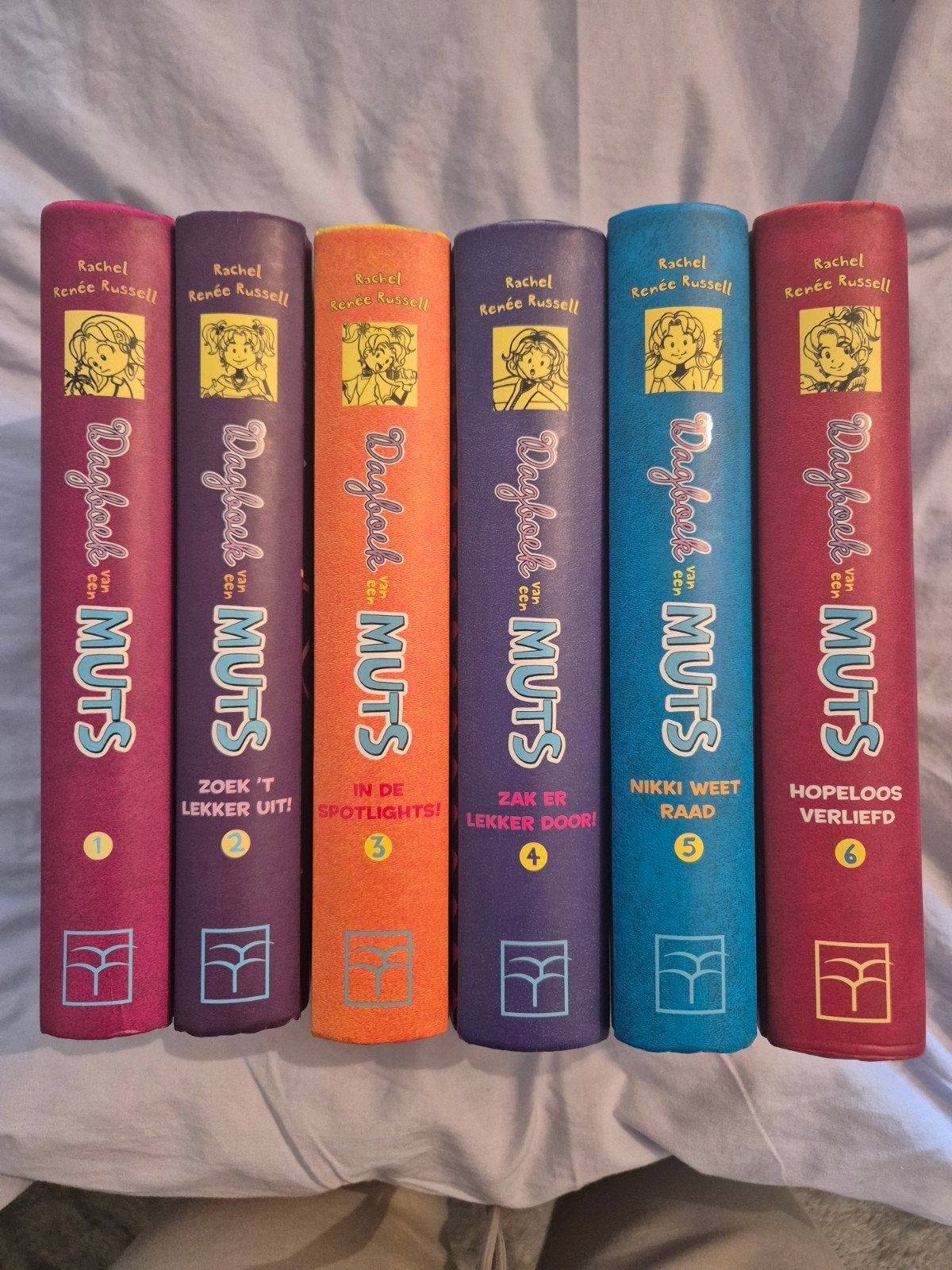 Dagboek van een muts & andere jeugdboeken - set, Ophalen of Verzenden, Gelezen, Rachel Renée Russell, Francine Oomen, Manon Sikkel