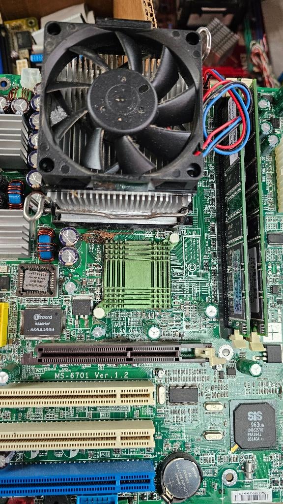 MS-6701 Ver 1.2 +CPU Pentium 4, 2.60Ghz, Gebruikt, Socket 478, Ophalen of Verzenden, DDR