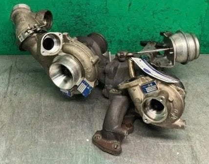 Dubbele turbo Volvo V60 - Origineel en in goede staat, Ophalen of Verzenden, Gebruikt, Volvo