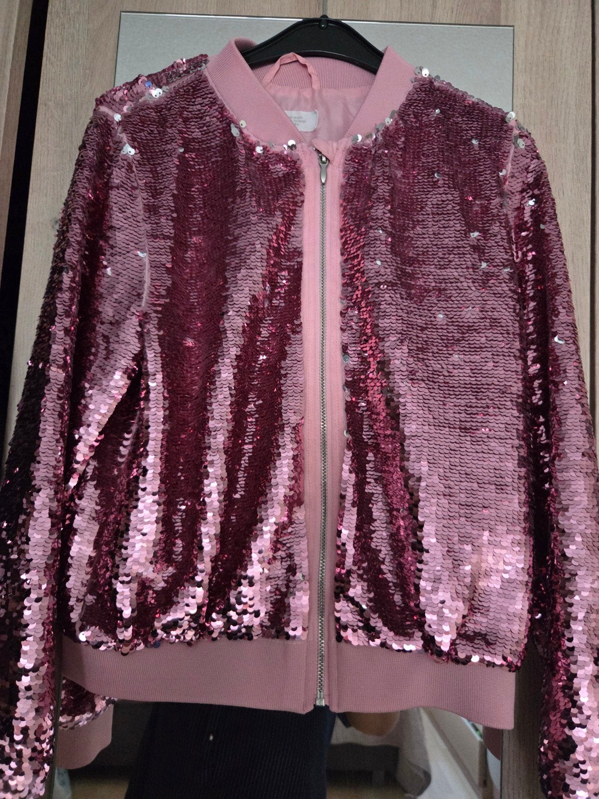 H&M glitter pailletten jas roze/zilver, Ophalen of Verzenden, Zo goed als nieuw, Meisje, Jas