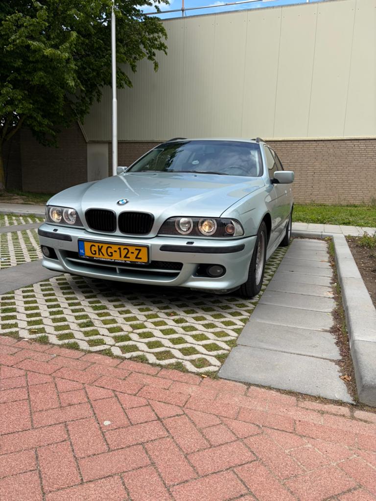 BMW 523i E39 Automaat, Stationwagon, Particulier, 170 pk, Geïmporteerd