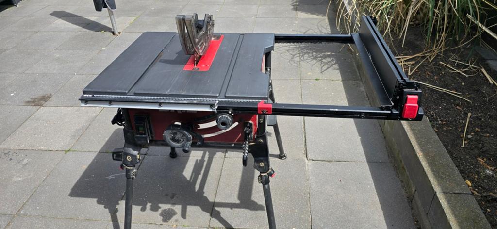 Skil 1340AA Tafelzaag met Onderstel - Krachtige 2000W Motor, Ophalen, Gebruikt, Cirkelzaag, 70 mm of meer