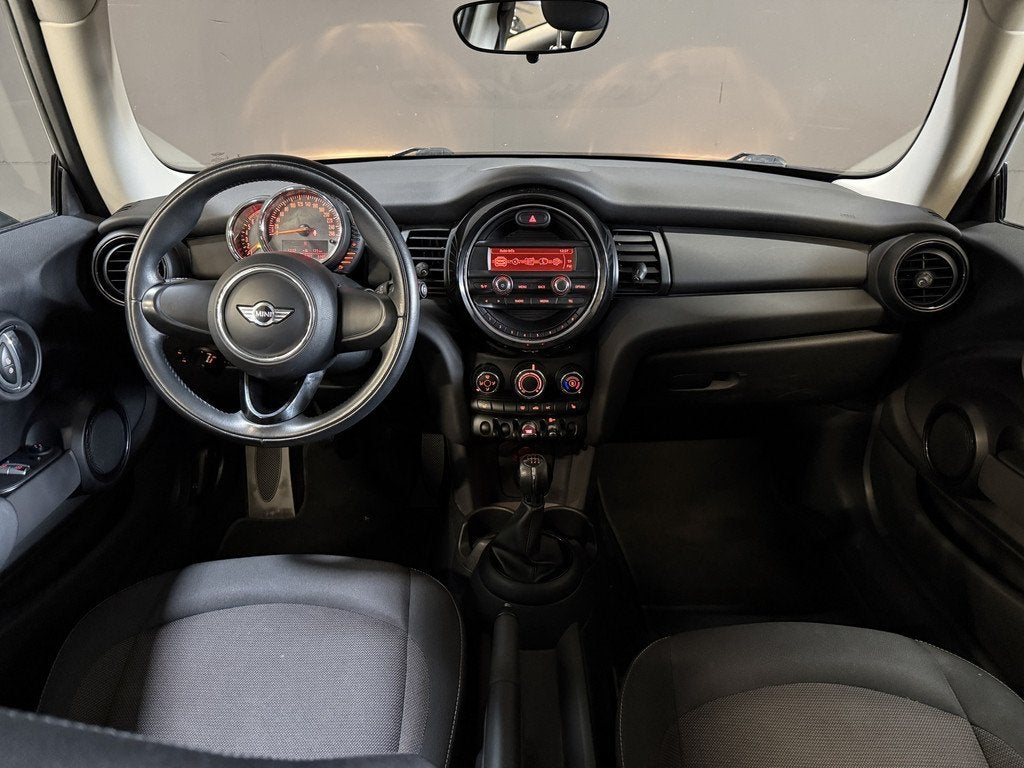 MINI Mini 1.2 One | Stoelverwarming | AIrco | Bluetooth, Auto's, Mini, Voorwielaandrijving, Stof, Gebruikt, 4 stoelen